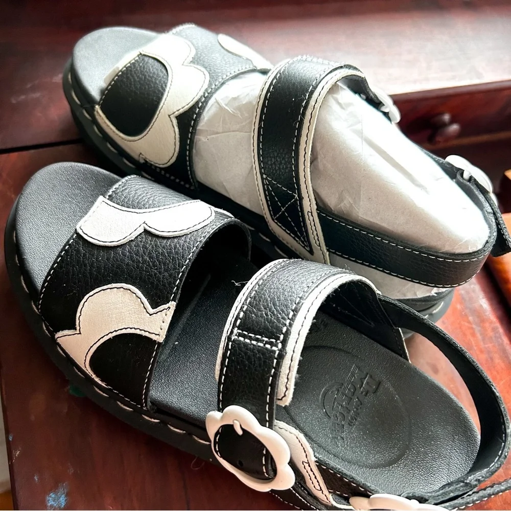 Dr. Martens Voss Mono Floral Sandals Women’s 8 NWOB - Picture 3 of 13